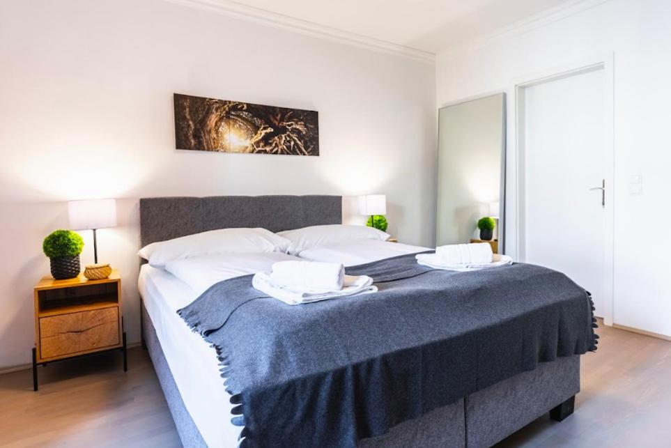 Experience Central Vienna From A Stylish And Modern Apartment Eksteriør billede